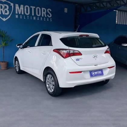 HYUNDAI HB20 1.0 UNIQUE 12V FLEX 4P MANUAL